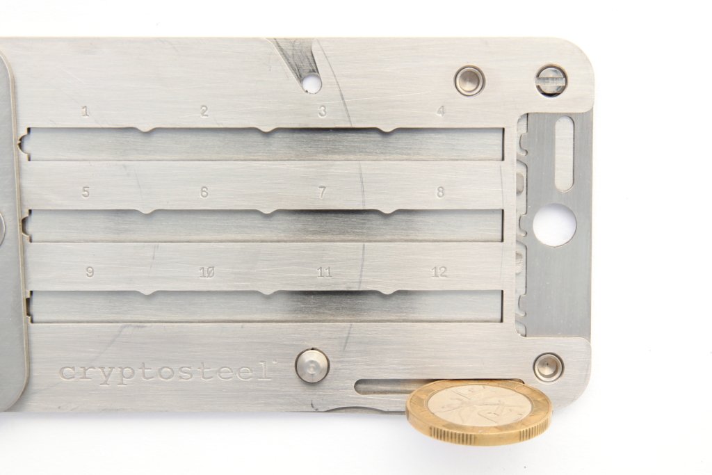 Cryptosteel Sicherheitsklinge öffnen